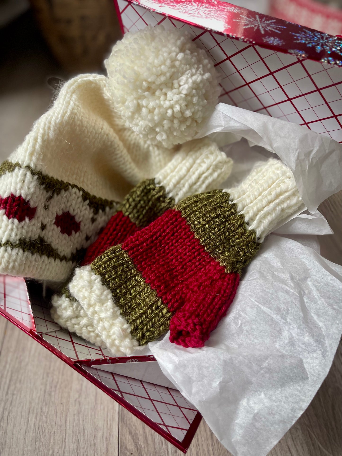 Fingerless Gloves, Hand Knit, Red, Green, White